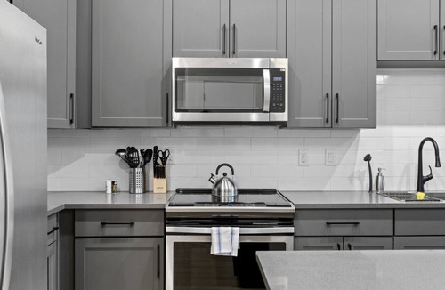Five Points South Apartment | Bright 2-Bedroom Condo in Downtown with Parking