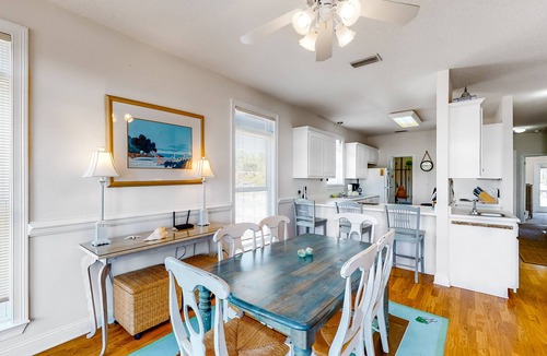 Audubon Place House | Bright duplex with two full kitchens, large decks, and private washer/dryers