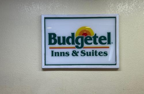 Fairfield Hotel | Budgetel Inns & Suites