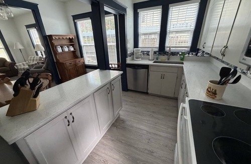 Gainesville House | Built for Work Crews & Extended Business Stays.