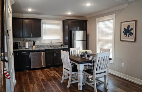 Muscle Shoals Cabin | Cabin D by the Pond - King bed - Swimming Pool