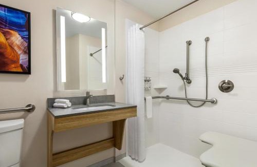 Bessemer Hotel | Candlewood Suites Bessemer - Birmingham SW by IHG