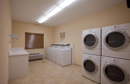 Enterprise Hotel | Candlewood Suites Enterprise by IHG