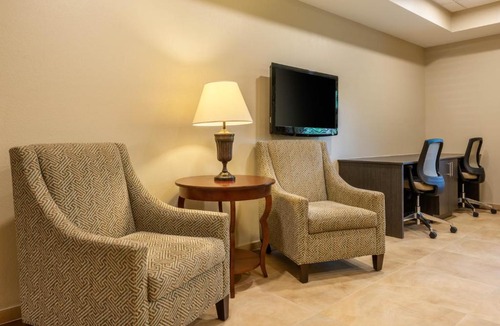 Biggar Hotel | Candlewood Suites Fort Myers/Sanibel Gateway by IHG