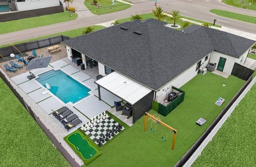 Burnt Store House | Cape Coral Heated Pool Home Sleeps 10 Game Room & Family Friendly