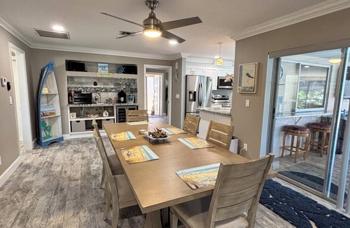 Yacht Club House | Cape Coral VIP Heated Pool, Spa, Direct access Boat lift, Gameroom, Scooters