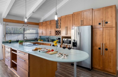 Carrollwood House | Carroll Cove | 4 Bedrooms | Sleeps 14 | Heated Pool | Carrollwood, Tampa