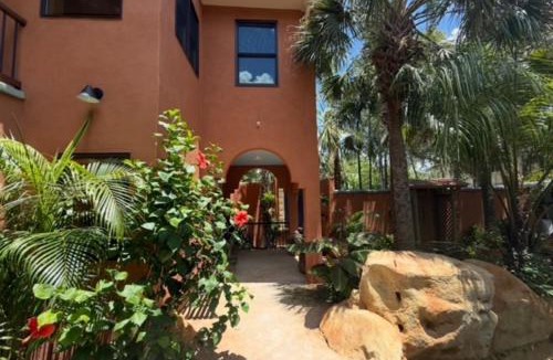 DeLand House | Casa Cascada