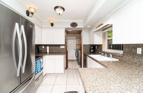 Wilton Manors Villa | Central Waterfront Villa Salt Wtr Pool Near Beach