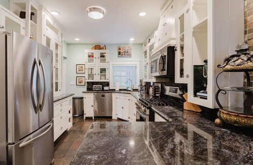 Grandview Heights House | Charleston House | Heated Pool and Screened Porch