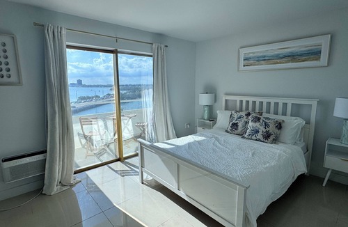 North Bay Village Apartment | Charming 1-bedroom apartment in North Bay Village with WiFi, AC
