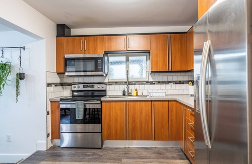 Allapattah House | Charming 2-bedroom house in amazing Miami with WiFi, AC