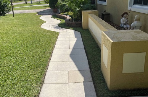 Sun 'N Lake House | Charming 2-bedroom in Sebring with AC and Wi-Fi, with serene country atmosphere
