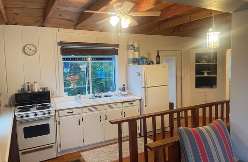 Flagler Beach House | Charming 3-bedroom bungalow in Flagler Beach just 2 blocks to the beach!
