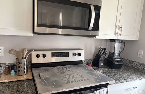 Crystal Cove House | Charming 3-bedroom luxury Kissimmee Orlando Disney, UniversalMedieval, Walmart