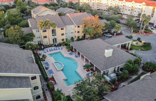 Clearwater Condo | CHARMING CONDO MINUTES FROM GORGEOUS BEACHES & LOTS OF ATTRACTIONS