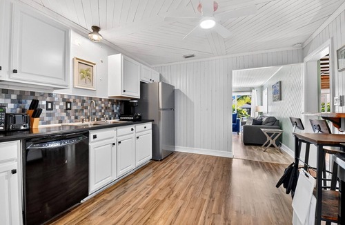 Riviera Beach House | Charming Cottage Near Singer Island Beach, Peanut Island Ferry, Palm Beach