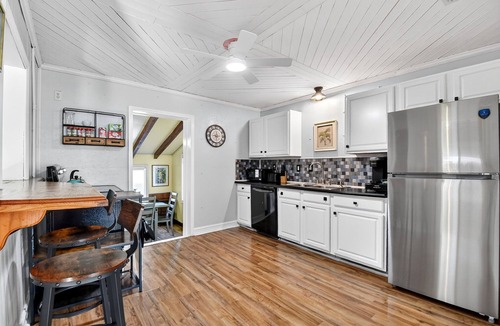 Riviera Beach House | Charming Cottage Near Singer Island Beach, Peanut Island Ferry, Palm Beach