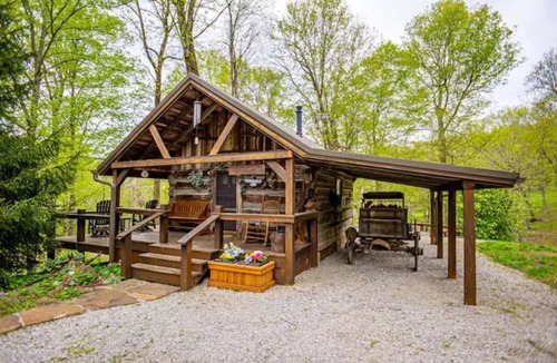 Derby Cabin | Charming, country escape cabin: Woodland Cabin