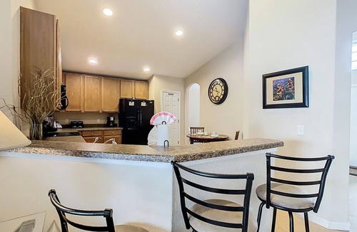 Davenport House | Charming Disney Getaway 3BR Home + Private Pool