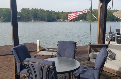 Little Kowaliga Cabin | Charming family-friendly Lake Martin 4-bedroom/4-bath cabin beautiful on point.