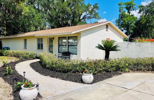 Chiefland Apartment | Charming Guest House, Near Springs/Central