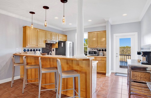 Morgantown House | Charming Retreat | Screened Porch | Beach Access and Community Amenities