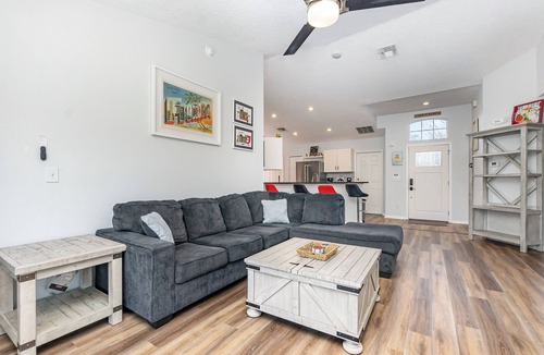 Woodridge House | Charming & Warm W/Pool & Games Room