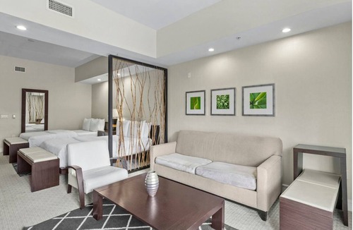 Ludlam Hotel | Chic and Modern Living in Miami! 3 Gorgeous Rooms, Balcony | Outdoor Pool + Spa
