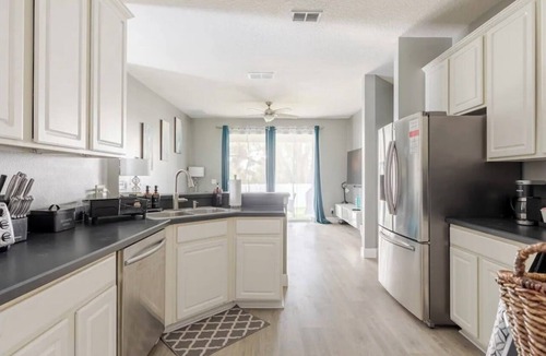 Apopka House | Chic & Comfy 3BR Home Near Orlando & Wekiwa Springs
