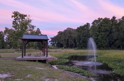 Putnam Hall House | Chic Farm Glamping Exclusive Perks