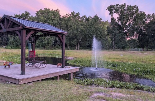 Putnam Hall House | Chic Farm Glamping Exclusive Perks