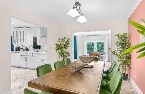 Ludlam Apartment | Chic Home 5BR/3BA Pool & Comfort