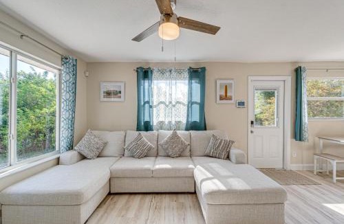 Gulf Cove House | Chic Port Charlotte Home ~ 9 Mi to Englewood Beach