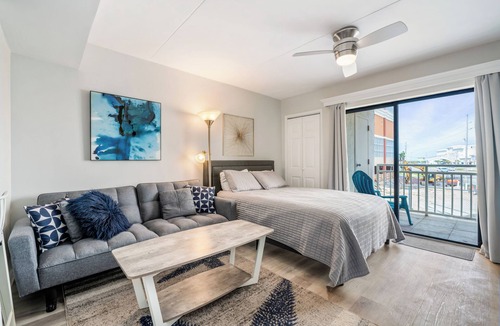 Orange Beach Condo | CHIC STUDIO STEPS FROM THE BEACH