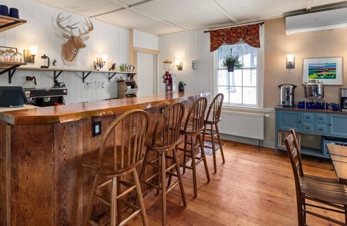 Bread Loaf Bed & Breakfast | Chipman Inn