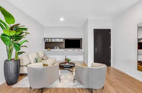 Downtown Miami Hotel | City View 3 Bedroom Suite w/King/Queen/Queen at The Elser Hotel Miami