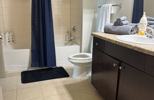 Acipco-Finley Apartment | City View Studio Pool Gym Walk to UAB