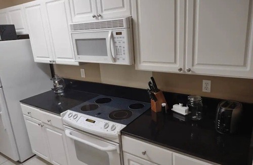 Foley Condo | Classic Comfortable Condo, 3/2, Wifi, Pool, Location, OWA, Sports-plex, Shopping