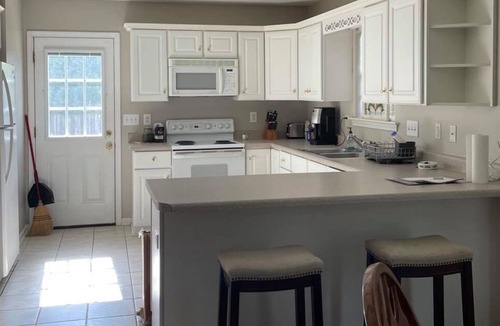 Pelham House | Clean and Comfortable home minutes from Oak Mtn & I65