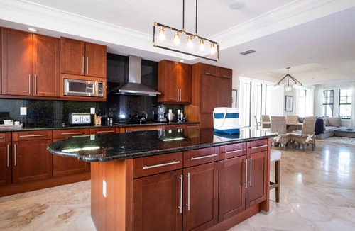 Marathon House | Cleanest in the Keys w/Roof Top Deck - Marlin Bay