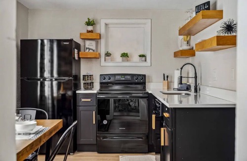 Clearwater House | Clearwtr10min2beach&2min2 Dunedindwtn/king bed