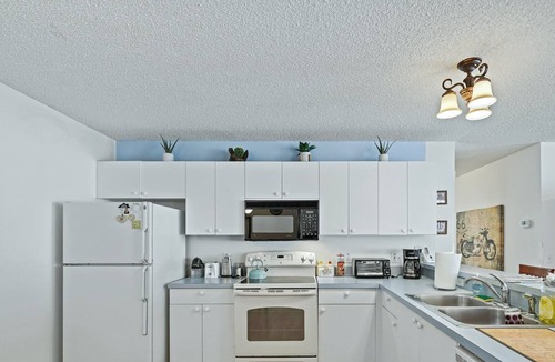 Santo Domingo Villa | CLOSE TO EXEC GOLF COURSES, SHOPPING AND DINING IN SPANISH SPRINGS TOWN SQUARE