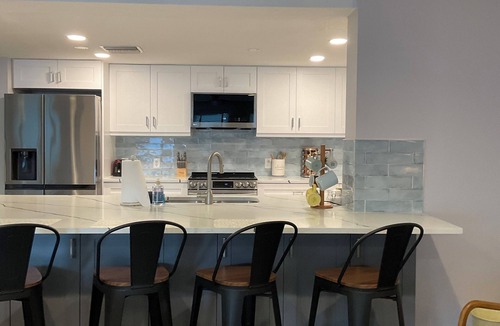 Holmes Beach Cottage | Coastal Charm Meets Cottage Chic! Sparkling Pool/Spa *4 Doors To The Beach*