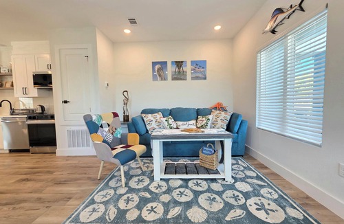 South Pensacola House | Coastal Parkview Cottage