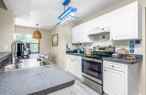 Englewood East House | Coastal Zen Retreat close to Manasota Key, Blind Pass and the best Gulf Beaches.