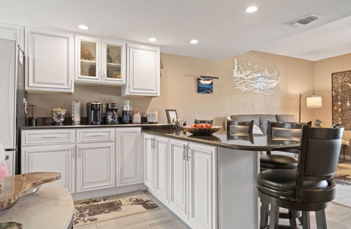 Avon By The Sea Condo | Cocoa Beach Club - Oceanfront Condos with Pool next to Pier and Port Canaveral