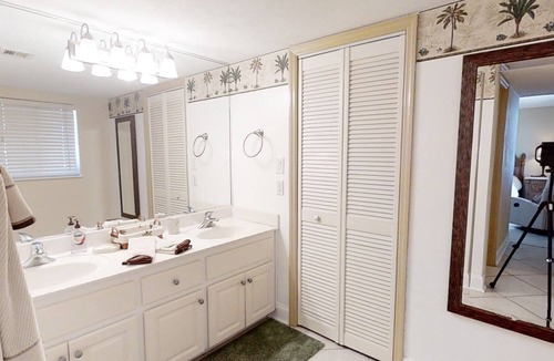 Brown Condo | Come relax and enjoy this beautiful Ocean Front Condo! This condo is a 3 bedrooms and 2 full baths