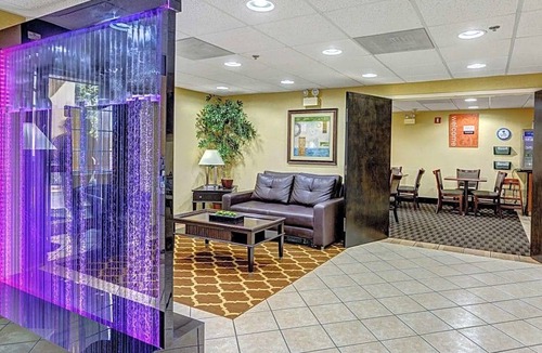 Priceville Hotel | Comfort Inn Decatur Priceville
