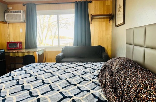 Random Lake Hotel | Comfy Room Stay Perfect for Budget Travelers Exploring Random Lake Area